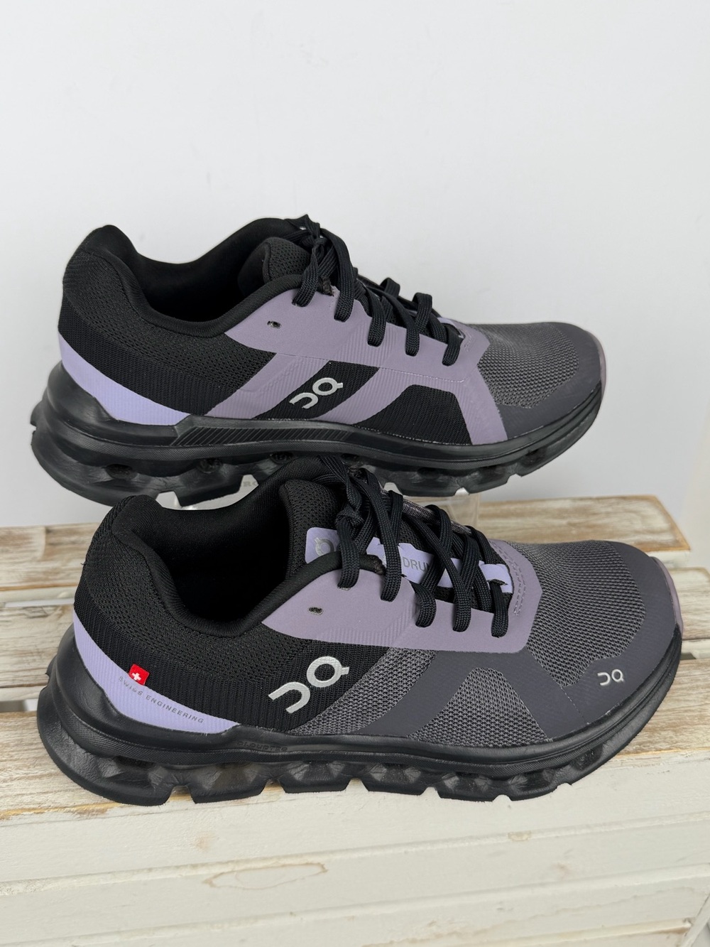 On Running Cloud runner sneakers sleek Iron/Black color way size 5 - Picture 2 of 13
